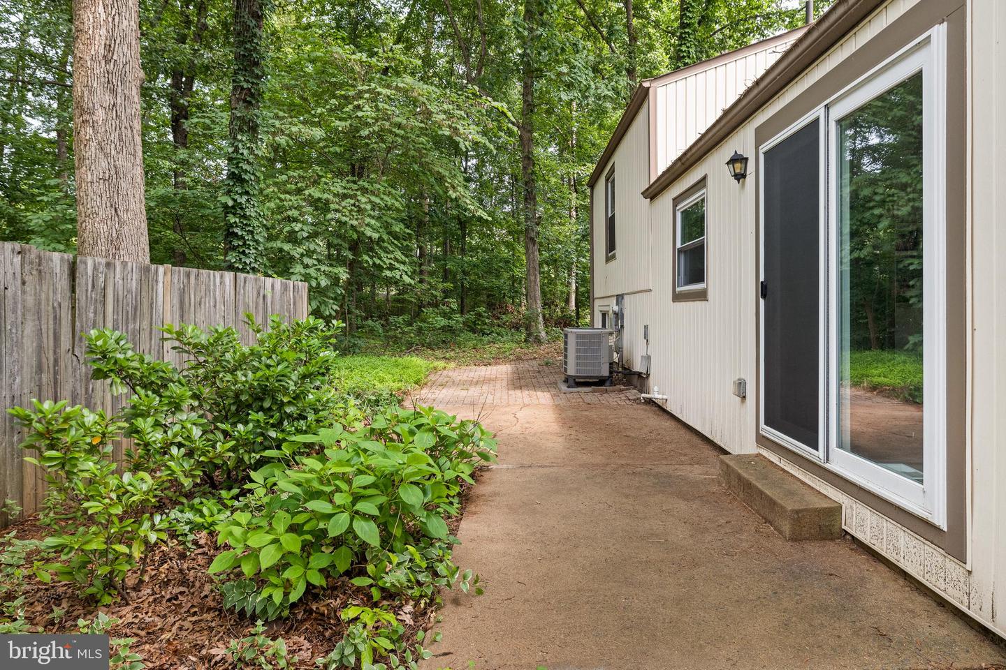 2236 COCQUINA DR, RESTON, Virginia 20191, 3 Bedrooms Bedrooms, ,2 BathroomsBathrooms,Residential,For sale,2236 COCQUINA DR,VAFX2245708 MLS # VAFX2245708