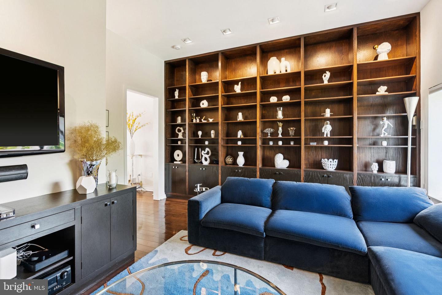 3251 PROSPECT ST NW #402, WASHINGTON, District Of Columbia 20007, 5 Bedrooms Bedrooms, ,4 BathroomsBathrooms,Residential,For sale,3251 PROSPECT ST NW #402,DCDC2204594 MLS # DCDC2204594