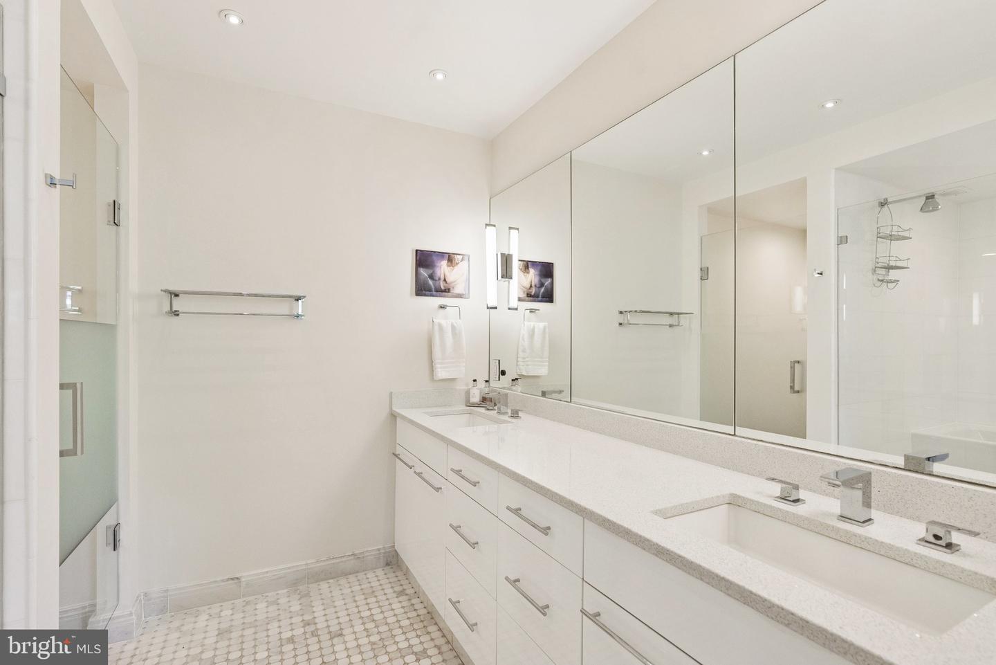 3251 PROSPECT ST NW #402, WASHINGTON, District Of Columbia 20007, 5 Bedrooms Bedrooms, ,4 BathroomsBathrooms,Residential,For sale,3251 PROSPECT ST NW #402,DCDC2204594 MLS # DCDC2204594
