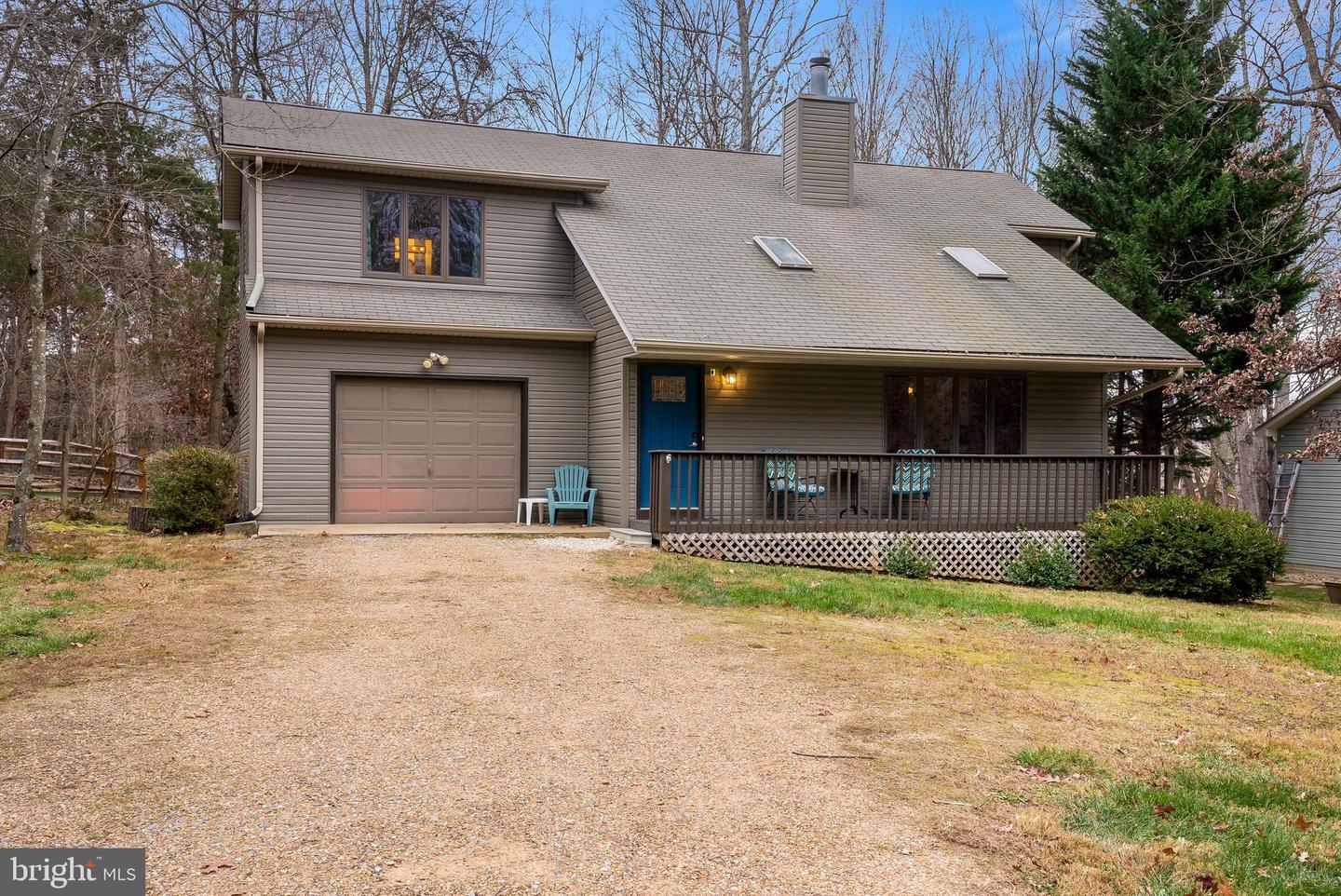 375 ALLEGHANY DR, MCGAHEYSVILLE, Virginia 22840, 3 Bedrooms Bedrooms, 9 Rooms Rooms,2 BathroomsBathrooms,Residential,For sale,375 ALLEGHANY DR,VARO2002372 MLS # VARO2002372