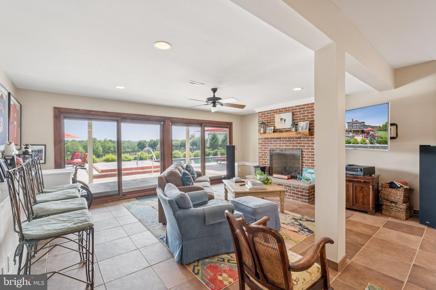 15724 TRAPSHIRE CT, WATERFORD, Virginia 20197, 4 Bedrooms Bedrooms, ,3 BathroomsBathrooms,Residential,For sale,15724 TRAPSHIRE CT,VALO2099134 MLS # VALO2099134