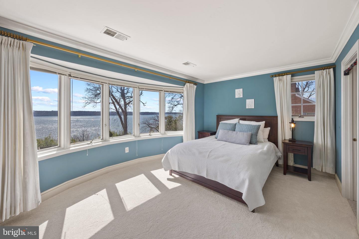 3905 BELLE RIVE TER, ALEXANDRIA, Virginia 22309, 4 Bedrooms Bedrooms, ,3 BathroomsBathrooms,Residential,For sale,3905 BELLE RIVE TER,VAFX2246578 MLS # VAFX2246578