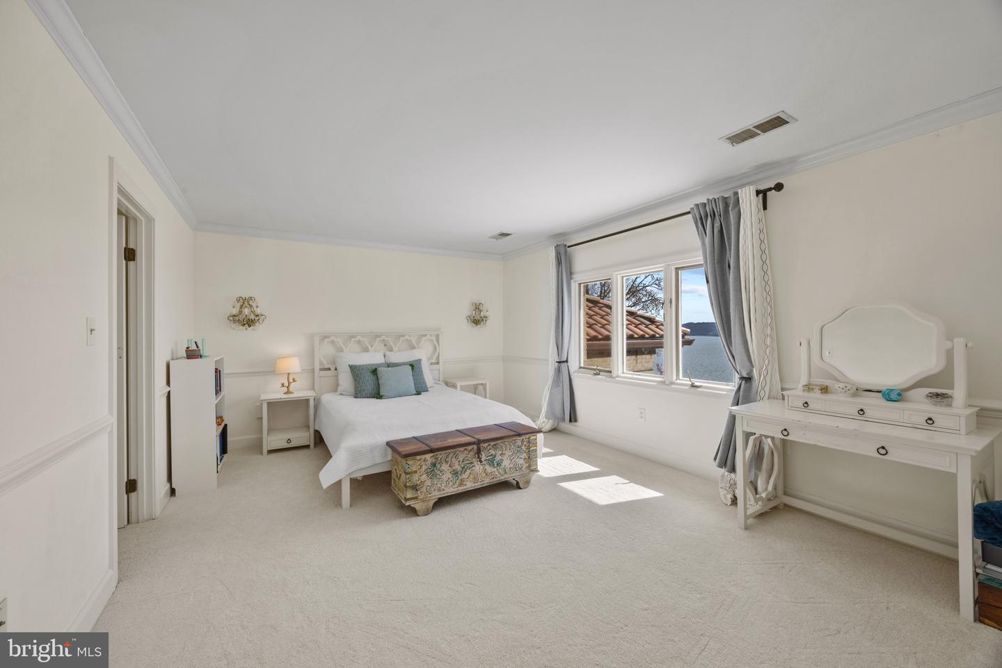 3905 BELLE RIVE TER, ALEXANDRIA, Virginia 22309, 4 Bedrooms Bedrooms, ,3 BathroomsBathrooms,Residential,For sale,3905 BELLE RIVE TER,VAFX2246578 MLS # VAFX2246578