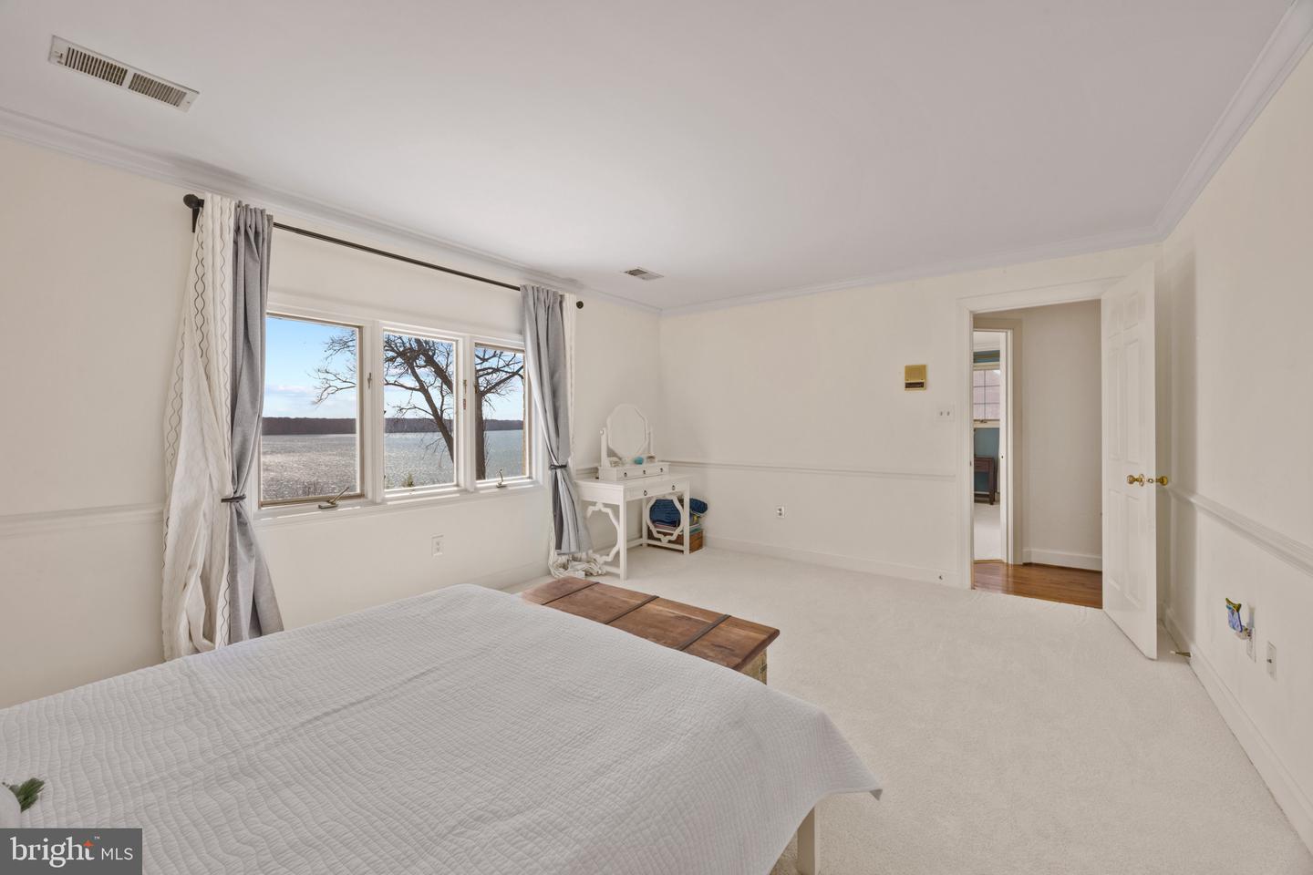 3905 BELLE RIVE TER, ALEXANDRIA, Virginia 22309, 4 Bedrooms Bedrooms, ,3 BathroomsBathrooms,Residential,For sale,3905 BELLE RIVE TER,VAFX2246578 MLS # VAFX2246578