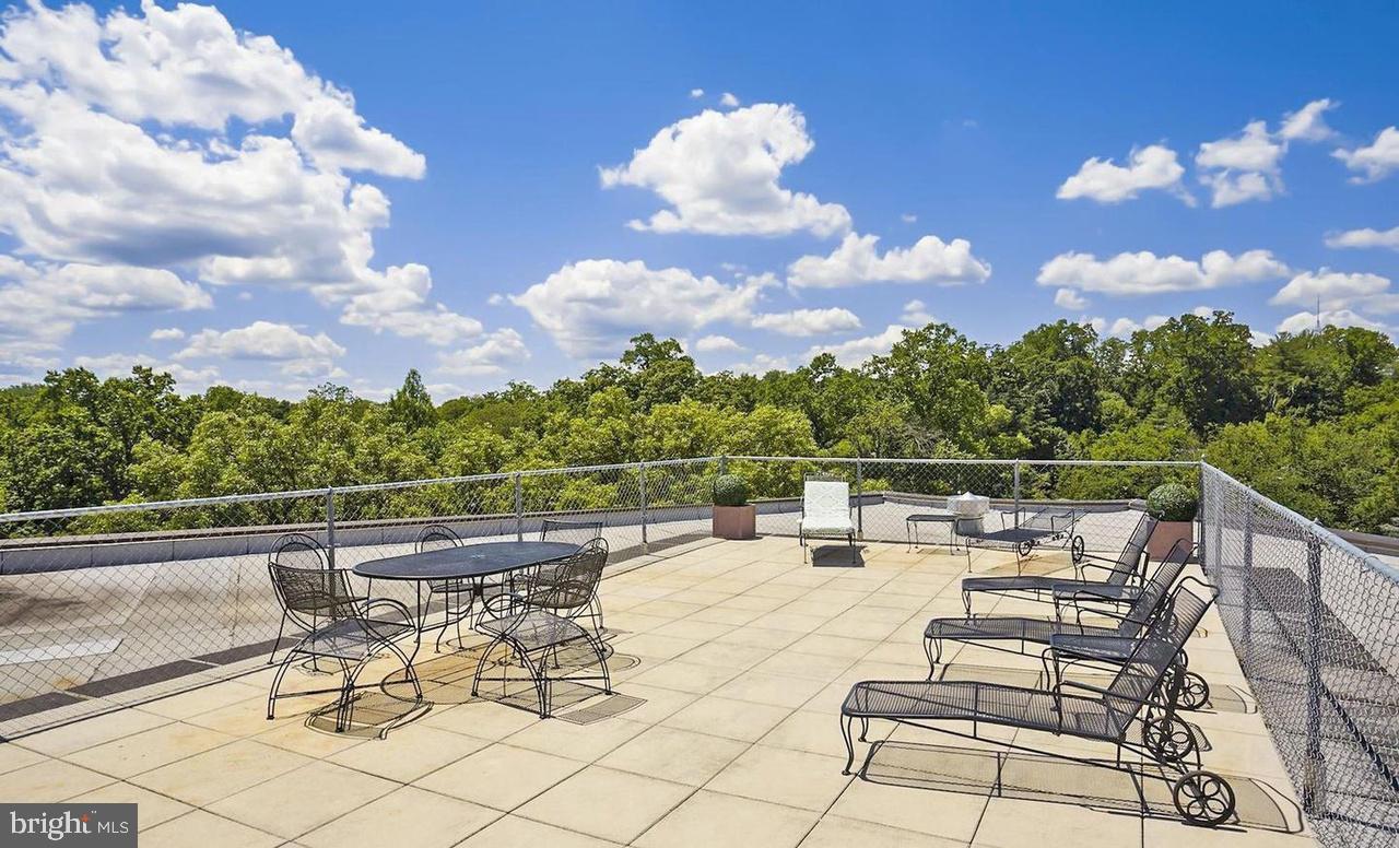 4200 CATHEDRAL AVE NW #918, WASHINGTON, District Of Columbia 20016, 1 Bedroom Bedrooms, ,1 BathroomBathrooms,Residential,For sale,4200 CATHEDRAL AVE NW #918,DCDC2205026 MLS # DCDC2205026