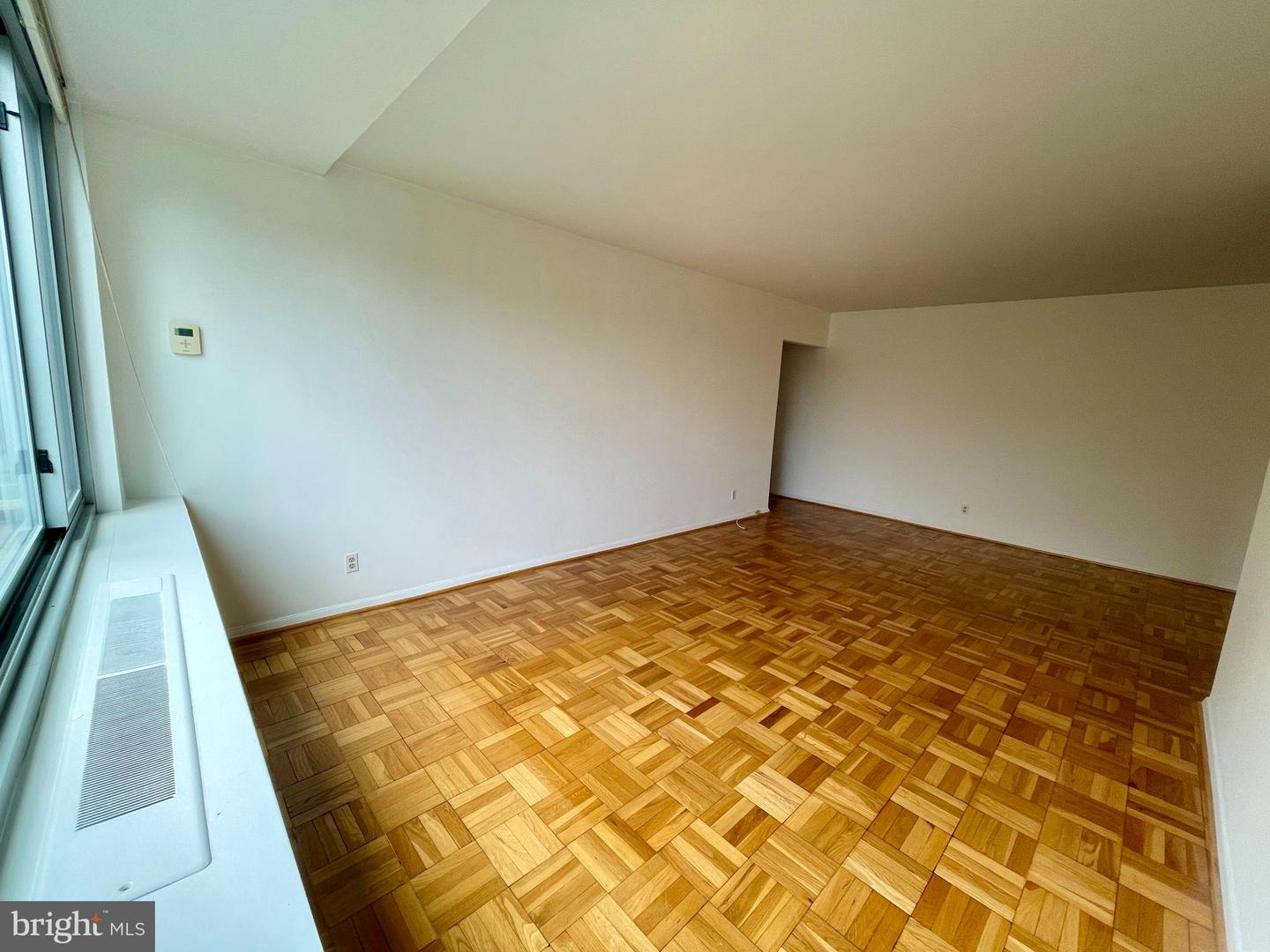 4200 CATHEDRAL AVE NW #918, WASHINGTON, District Of Columbia 20016, 1 Bedroom Bedrooms, ,1 BathroomBathrooms,Residential,For sale,4200 CATHEDRAL AVE NW #918,DCDC2205026 MLS # DCDC2205026