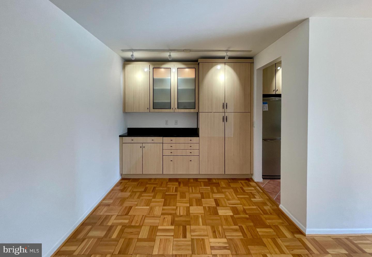 4200 CATHEDRAL AVE NW #918, WASHINGTON, District Of Columbia 20016, 1 Bedroom Bedrooms, ,1 BathroomBathrooms,Residential,For sale,4200 CATHEDRAL AVE NW #918,DCDC2205026 MLS # DCDC2205026