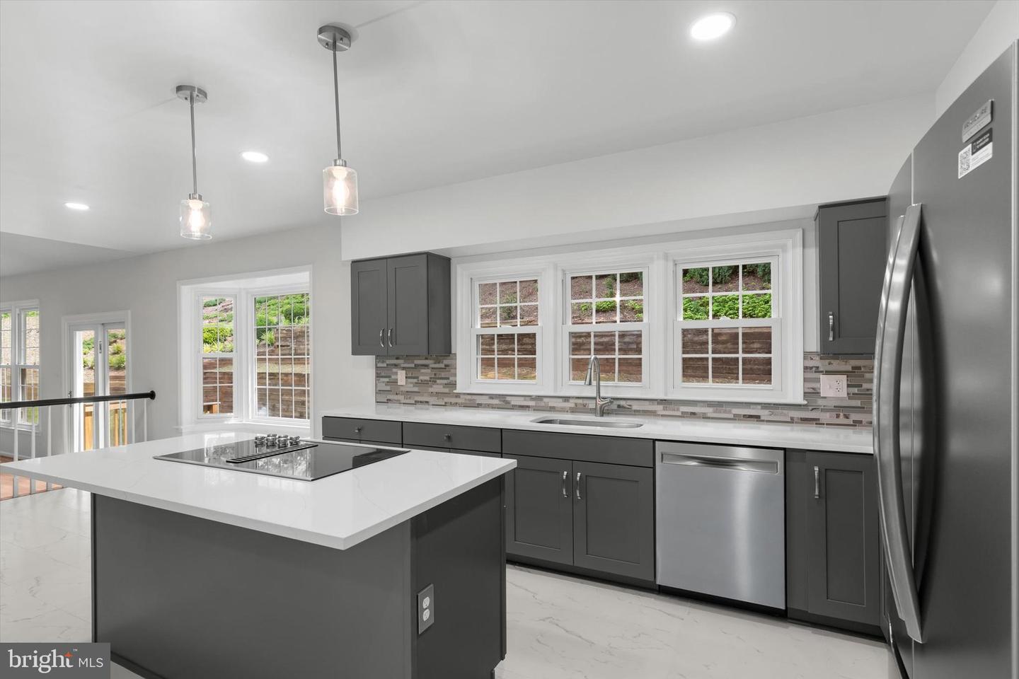 9702 CYMBAL DR, VIENNA, Virginia 22182, 4 Bedrooms Bedrooms, ,3 BathroomsBathrooms,Residential,For sale,9702 CYMBAL DR,VAFX2246734 MLS # VAFX2246734