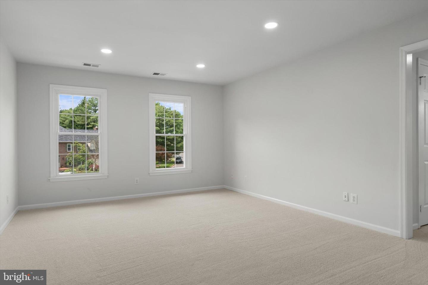 9702 CYMBAL DR, VIENNA, Virginia 22182, 4 Bedrooms Bedrooms, ,3 BathroomsBathrooms,Residential,For sale,9702 CYMBAL DR,VAFX2246734 MLS # VAFX2246734