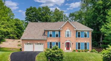 9702 CYMBAL DR, VIENNA, Virginia 22182, 4 Bedrooms Bedrooms, ,3 BathroomsBathrooms,Residential,For sale,9702 CYMBAL DR,VAFX2246734 MLS # VAFX2246734
