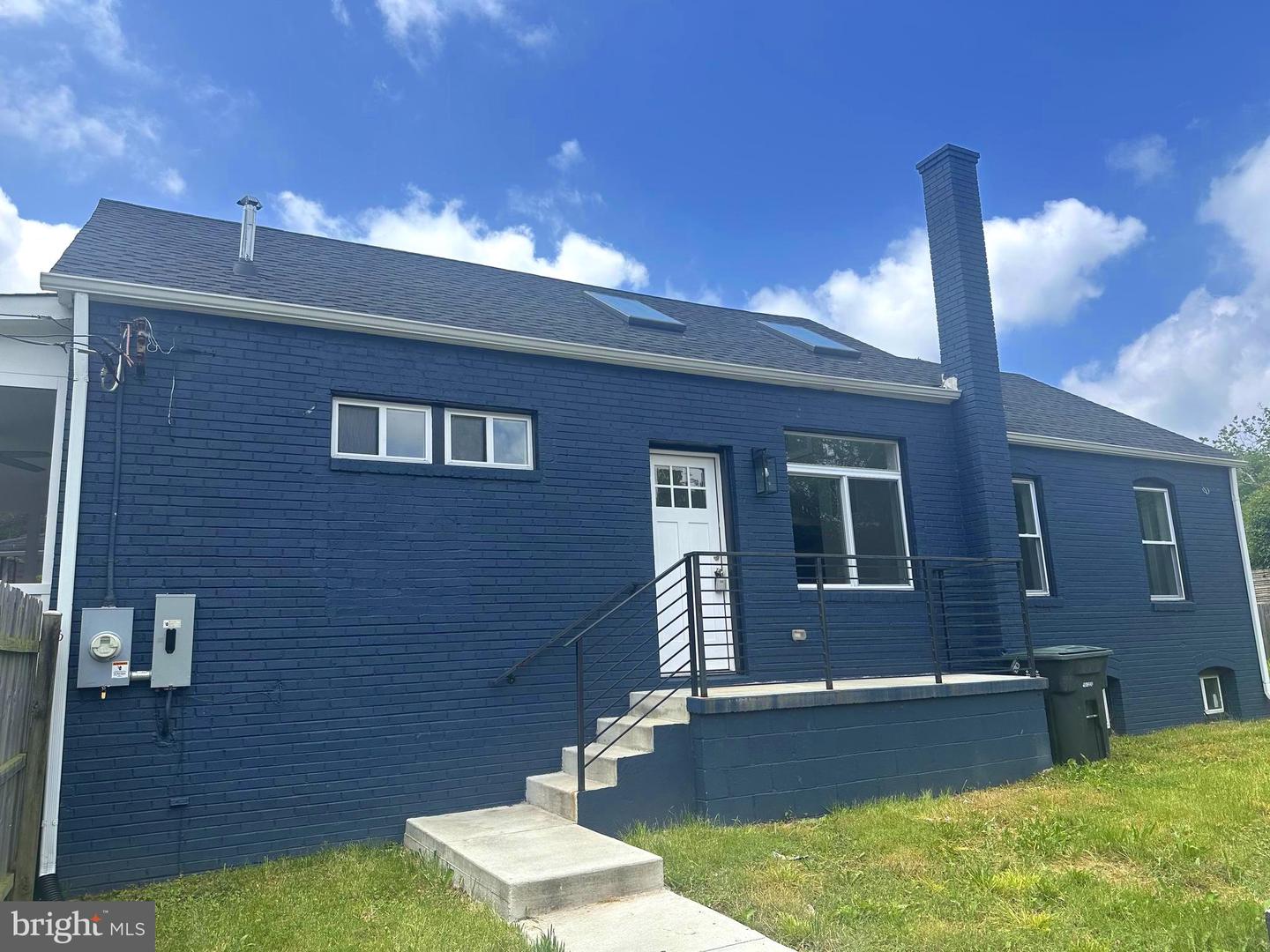 2920 VISTA ST NE, WASHINGTON, District Of Columbia 20018, 3 Bedrooms Bedrooms, ,2 BathroomsBathrooms,Residential,For sale,2920 VISTA ST NE,DCDC2205110 MLS # DCDC2205110