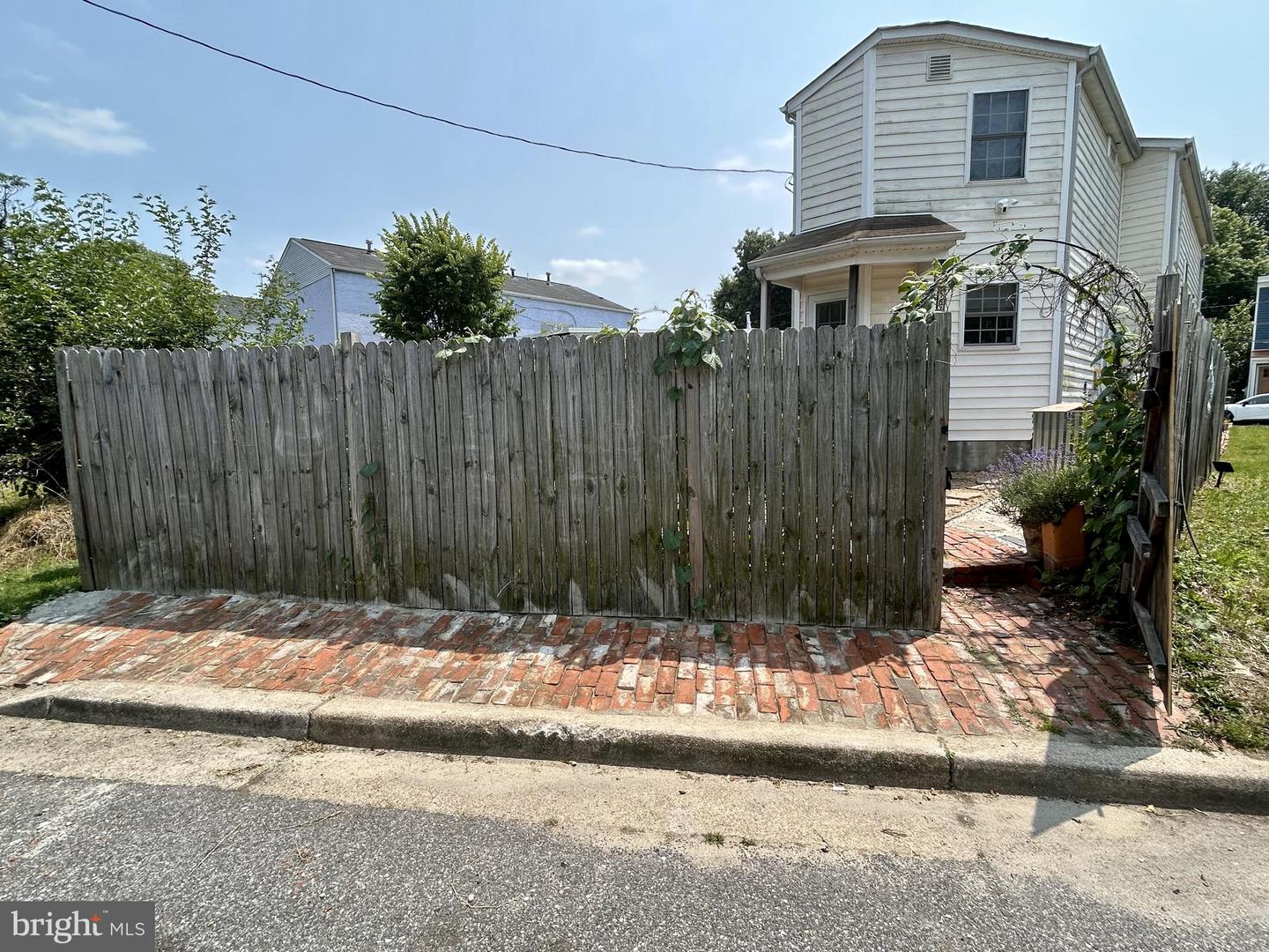 1836 THOMAS ST, RICHMOND, Virginia 23220, 3 Bedrooms Bedrooms, ,2 BathroomsBathrooms,Residential,For sale,1836 THOMAS ST,VARC2000696 MLS # VARC2000696
