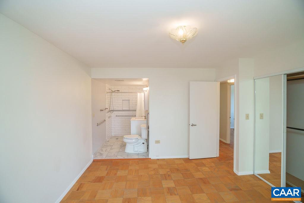 511 N 1ST ST #301, CHARLOTTESVILLE, Virginia 22903, 3 Bedrooms Bedrooms, ,2 BathroomsBathrooms,Residential,For sale,511 N 1ST ST #301,665603 MLS # 665603