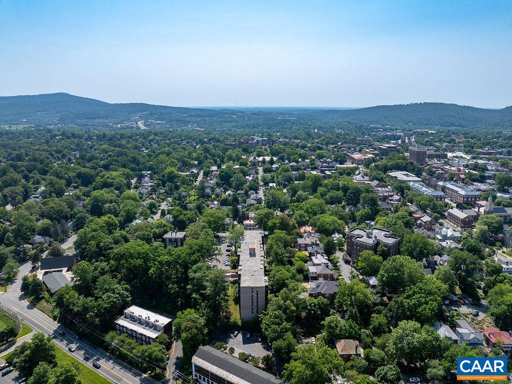 511 N 1ST ST #301, CHARLOTTESVILLE, Virginia 22903, 3 Bedrooms Bedrooms, ,2 BathroomsBathrooms,Residential,For sale,511 N 1ST ST #301,665603 MLS # 665603