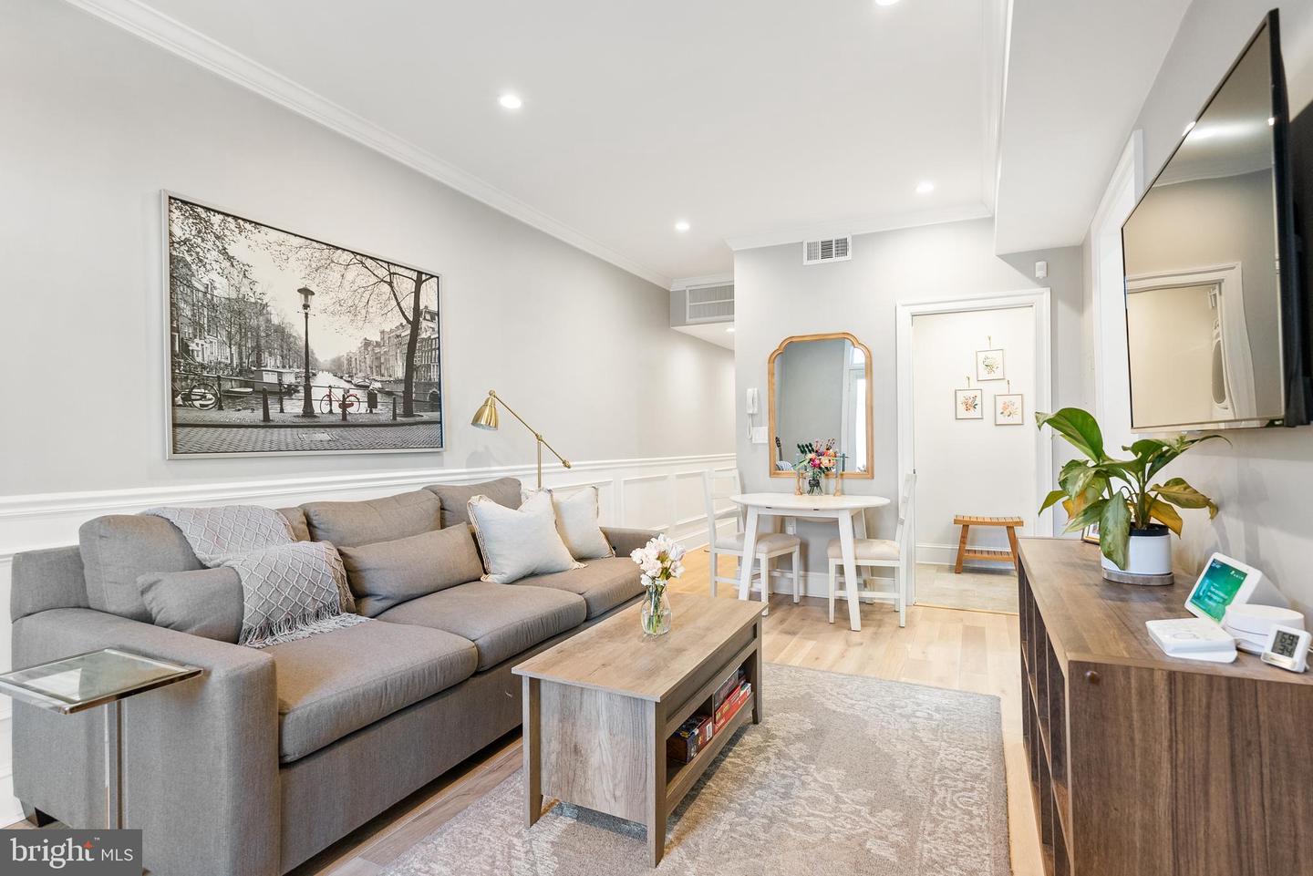 3237 N STREET NW #16, WASHINGTON, District Of Columbia 20007, 1 Bedroom Bedrooms, ,1 BathroomBathrooms,Residential,For sale,3237 N STREET NW #16,DCDC2183936 MLS # DCDC2183936