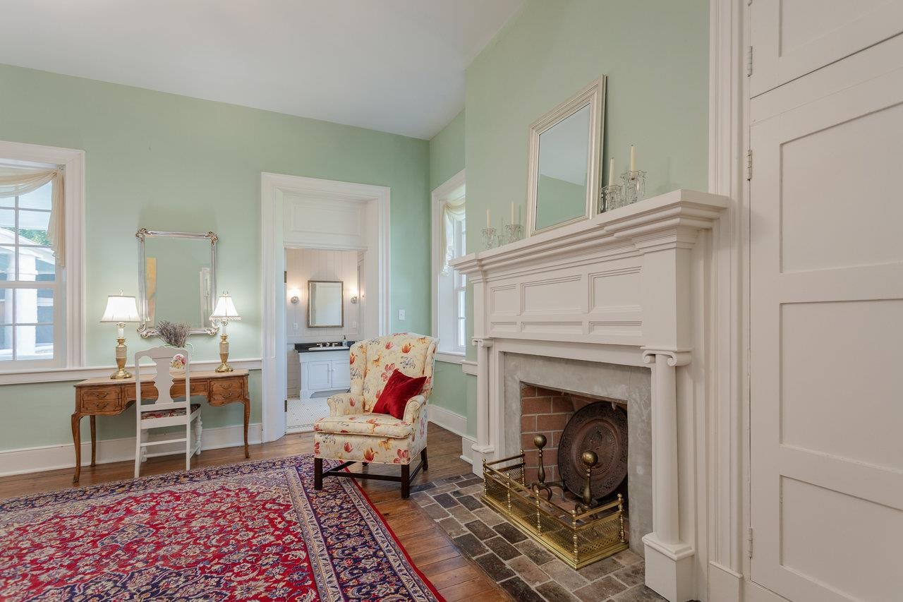 5375 LYNNWOOD RD, PORT REPUBLIC, Virginia 24471, 5 Bedrooms Bedrooms, ,3 BathroomsBathrooms,Residential,Bogota,5375 LYNNWOOD RD,665621 MLS # 665621