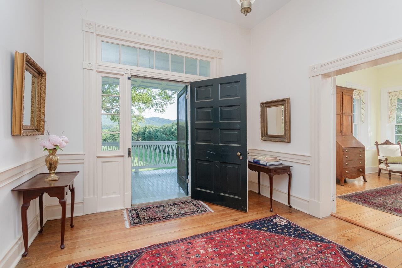 5375 LYNNWOOD RD, PORT REPUBLIC, Virginia 24471, 5 Bedrooms Bedrooms, ,3 BathroomsBathrooms,Residential,Bogota,5375 LYNNWOOD RD,665621 MLS # 665621