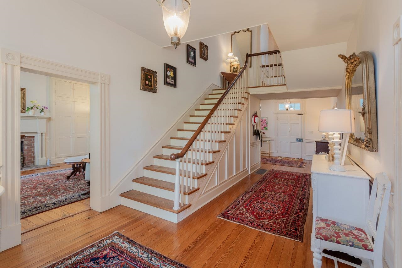 5375 LYNNWOOD RD, PORT REPUBLIC, Virginia 24471, 5 Bedrooms Bedrooms, ,3 BathroomsBathrooms,Residential,Bogota,5375 LYNNWOOD RD,665621 MLS # 665621
