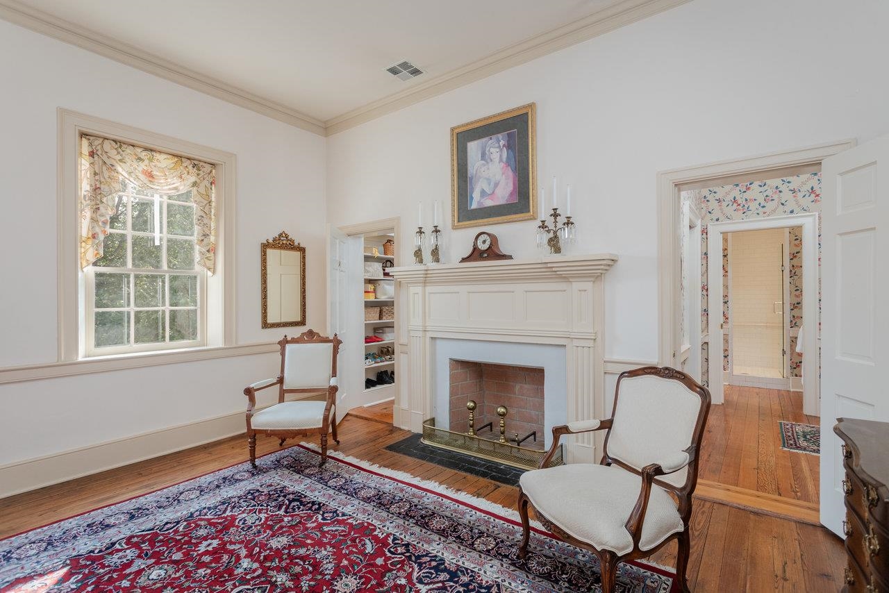 5375 LYNNWOOD RD, PORT REPUBLIC, Virginia 24471, 5 Bedrooms Bedrooms, ,3 BathroomsBathrooms,Residential,Bogota,5375 LYNNWOOD RD,665621 MLS # 665621