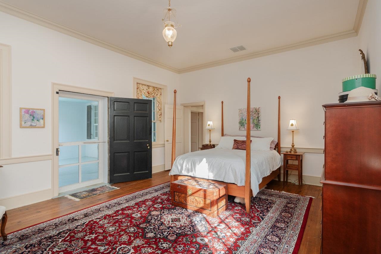 5375 LYNNWOOD RD, PORT REPUBLIC, Virginia 24471, 5 Bedrooms Bedrooms, ,3 BathroomsBathrooms,Residential,Bogota,5375 LYNNWOOD RD,665621 MLS # 665621