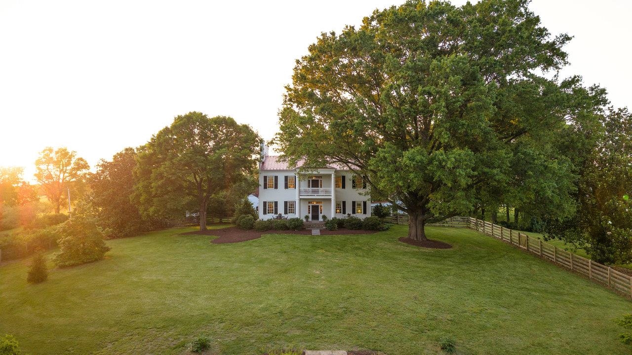 5375 LYNNWOOD RD, PORT REPUBLIC, Virginia 24471, 5 Bedrooms Bedrooms, ,3 BathroomsBathrooms,Residential,Bogota,5375 LYNNWOOD RD,665621 MLS # 665621