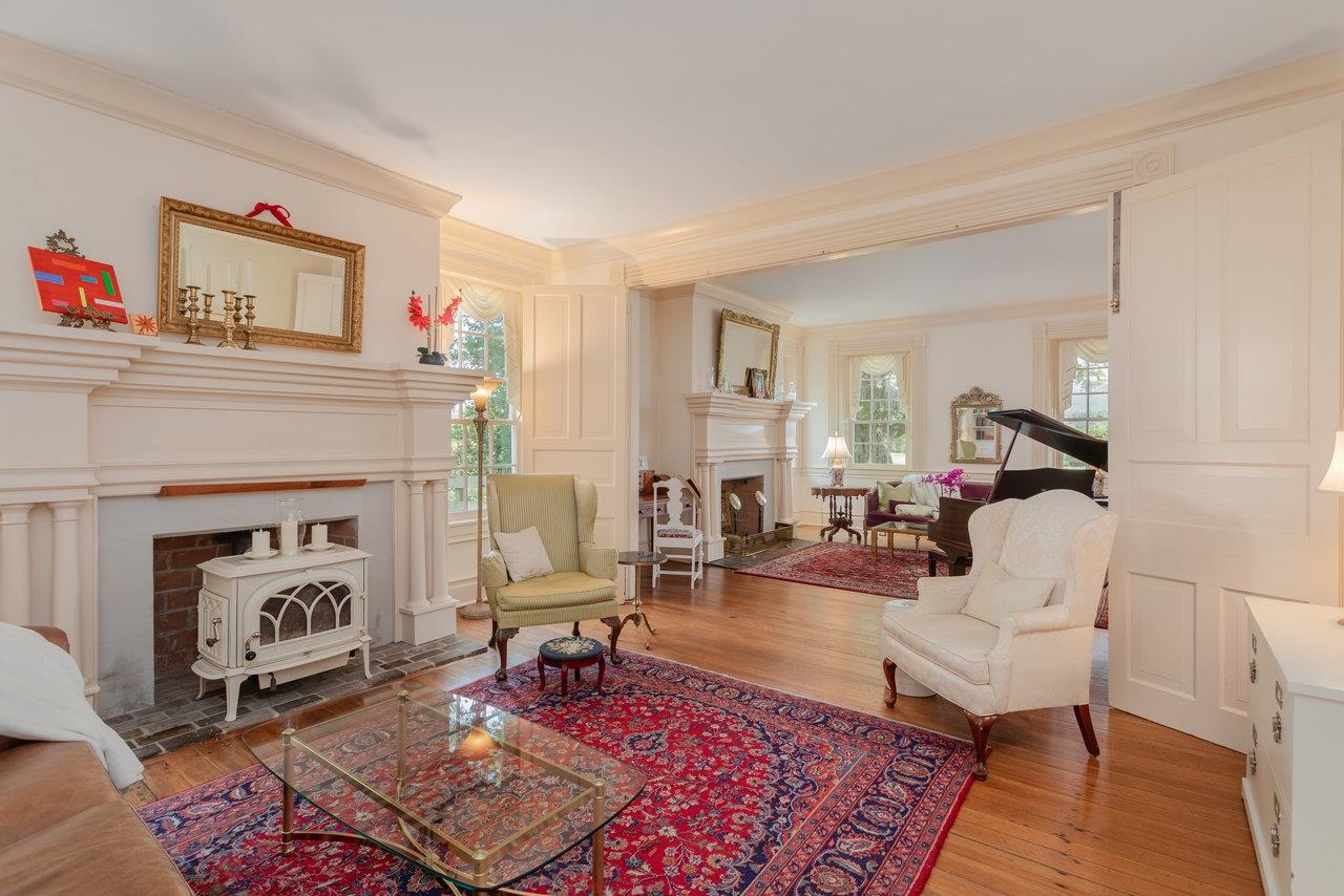 5375 LYNNWOOD RD, PORT REPUBLIC, Virginia 24471, 5 Bedrooms Bedrooms, ,3 BathroomsBathrooms,Residential,Bogota,5375 LYNNWOOD RD,665621 MLS # 665621