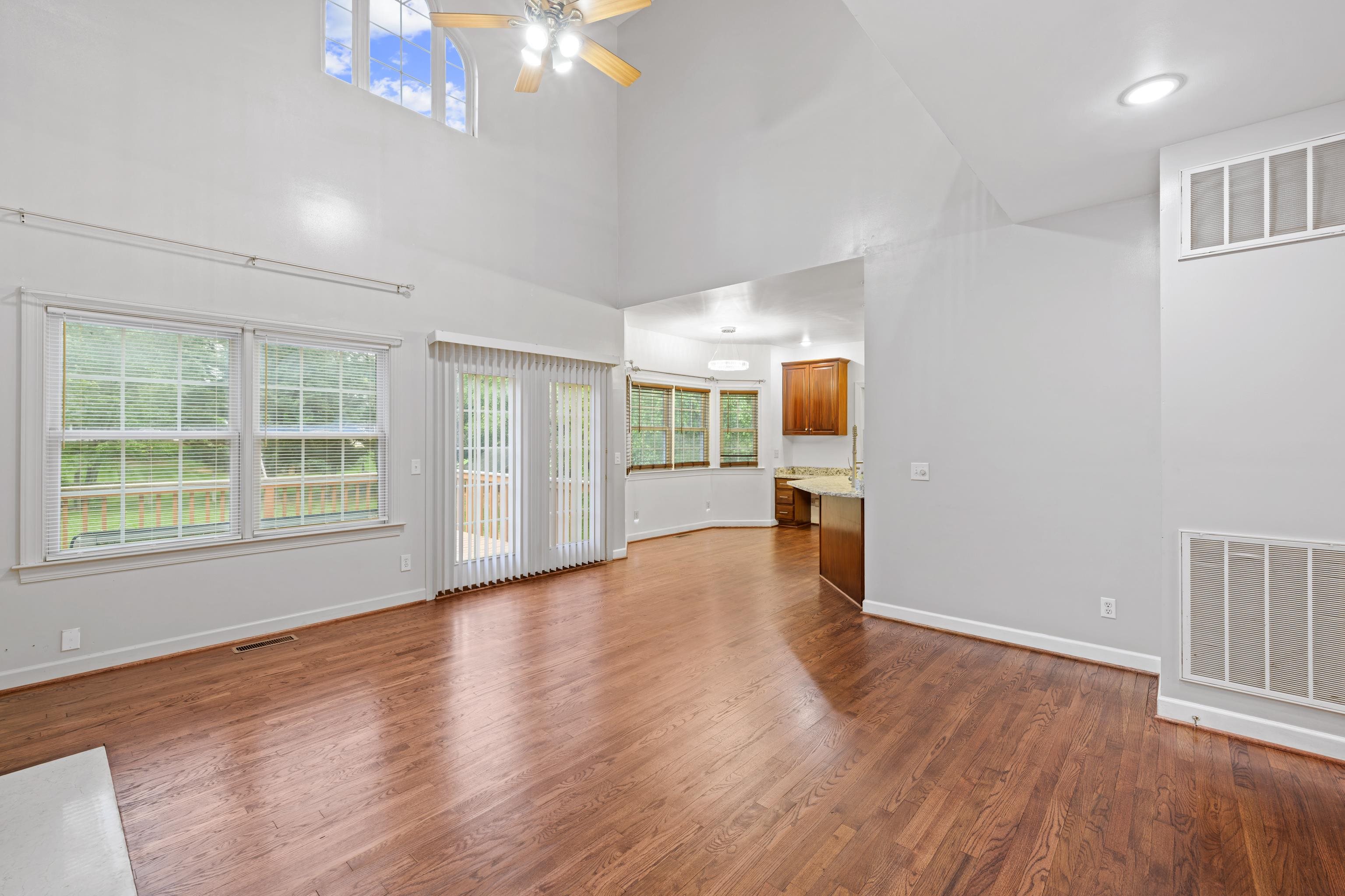 580 MYERS AVE, HARRISONBURG, Virginia 22801, 7 Bedrooms Bedrooms, ,4 BathroomsBathrooms,Residential,580 MYERS AVE,665630 MLS # 665630
