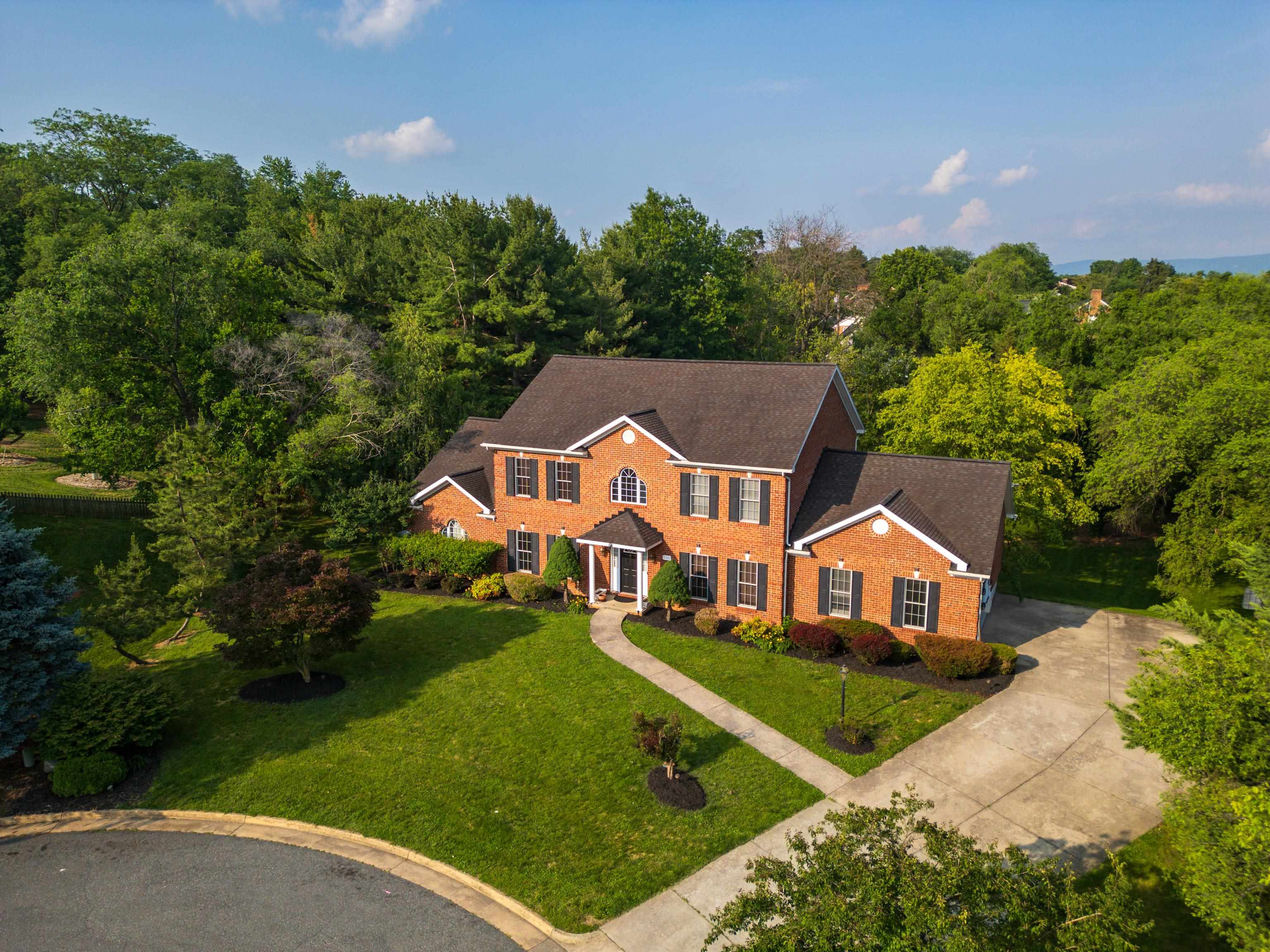 580 MYERS AVE, HARRISONBURG, Virginia 22801, 7 Bedrooms Bedrooms, ,4 BathroomsBathrooms,Residential,580 MYERS AVE,665630 MLS # 665630