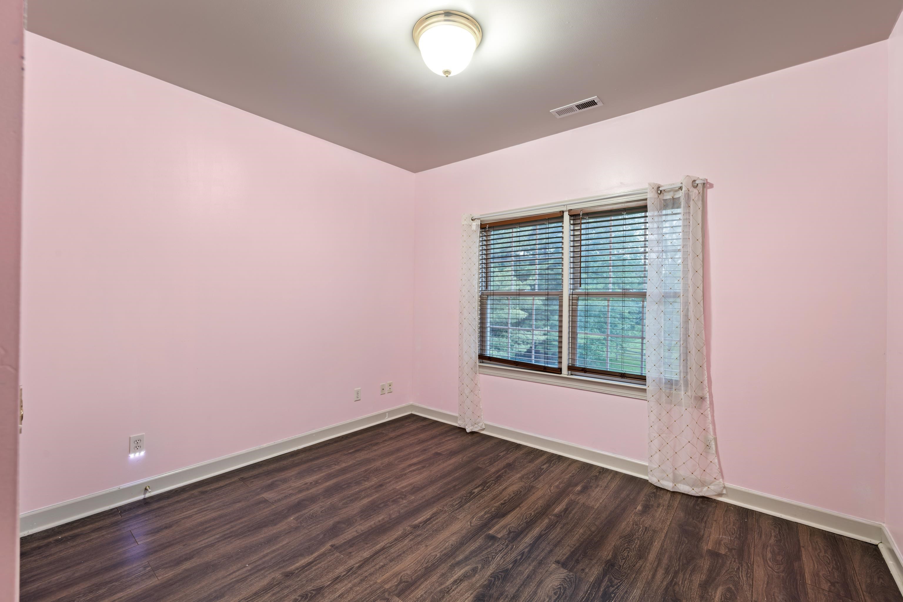 580 MYERS AVE, HARRISONBURG, Virginia 22801, 7 Bedrooms Bedrooms, ,4 BathroomsBathrooms,Residential,580 MYERS AVE,665630 MLS # 665630