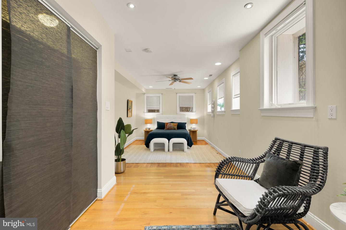 1320 PARK RD NW #1, WASHINGTON, District Of Columbia 20010, 2 Bedrooms Bedrooms, ,2 BathroomsBathrooms,Residential,For sale,1320 PARK RD NW #1,DCDC2198072 MLS # DCDC2198072