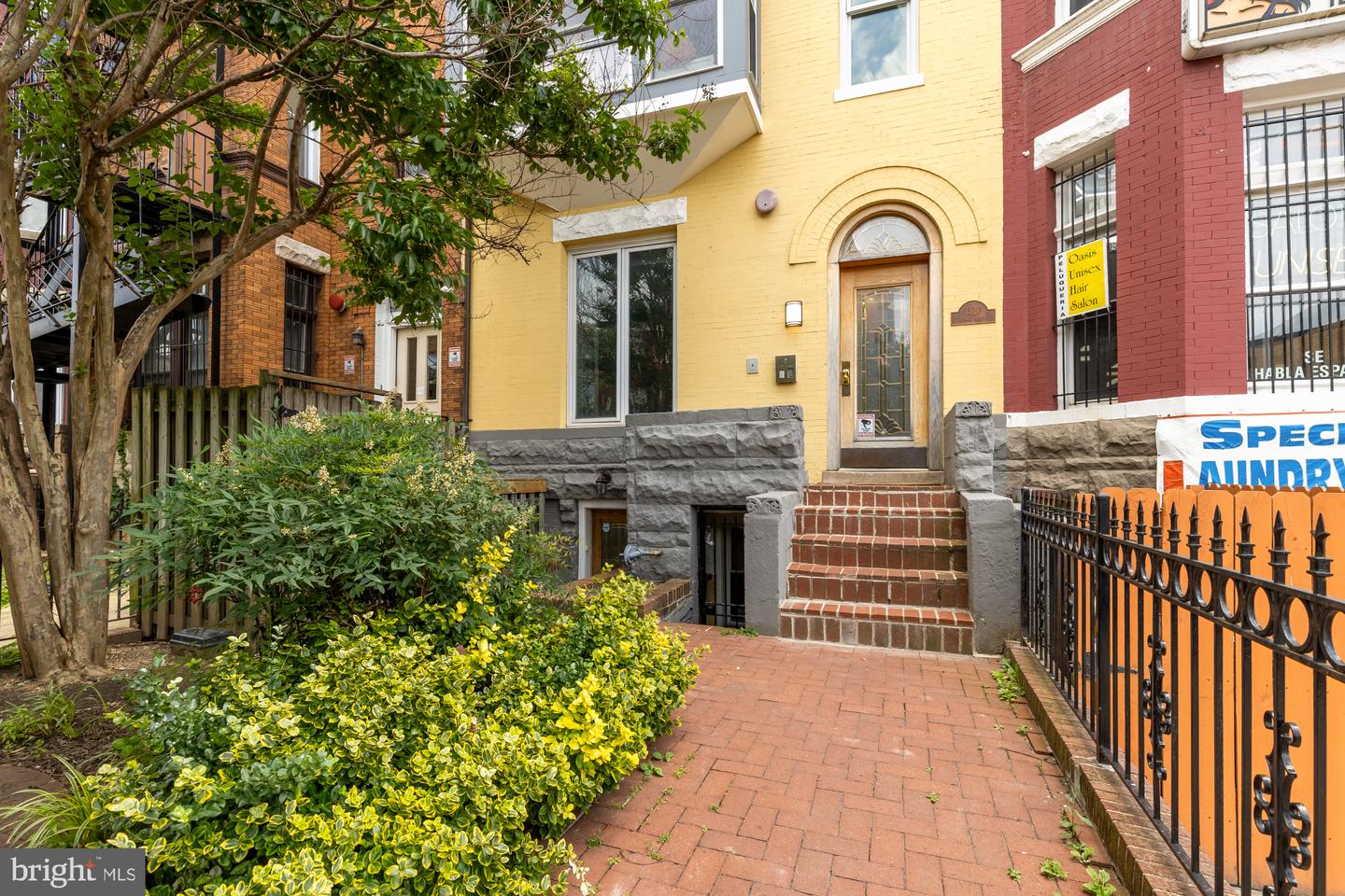 1320 PARK RD NW #1, WASHINGTON, District Of Columbia 20010, 2 Bedrooms Bedrooms, ,2 BathroomsBathrooms,Residential,For sale,1320 PARK RD NW #1,DCDC2198072 MLS # DCDC2198072