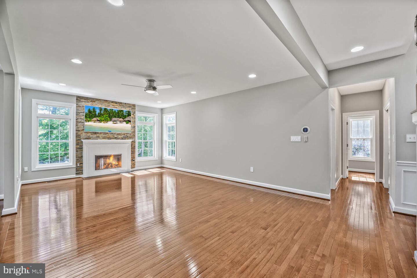 7634 BELMONT LANDING RD, LORTON, Virginia 22079, 7 Bedrooms Bedrooms, ,6 BathroomsBathrooms,Residential,For sale,7634 BELMONT LANDING RD,VAFX2238656 MLS # VAFX2238656