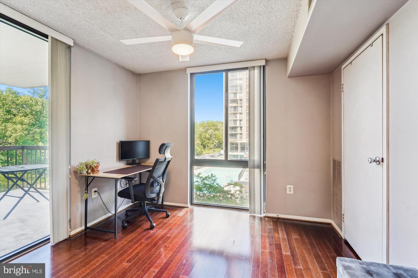 4500 S FOUR MILE RUN DR #110, ARLINGTON, Virginia 22204, 1 Bedroom Bedrooms, ,1 BathroomBathrooms,Residential,For sale,4500 S FOUR MILE RUN DR #110,VAAR2057272 MLS # VAAR2057272