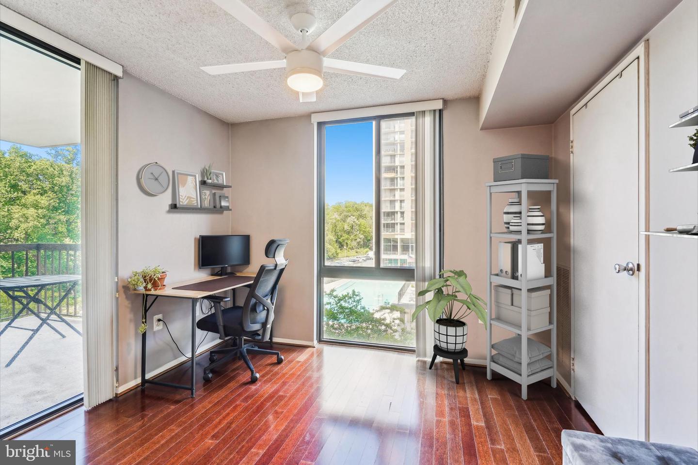 4500 S FOUR MILE RUN DR #110, ARLINGTON, Virginia 22204, 1 Bedroom Bedrooms, ,1 BathroomBathrooms,Residential,For sale,4500 S FOUR MILE RUN DR #110,VAAR2057272 MLS # VAAR2057272