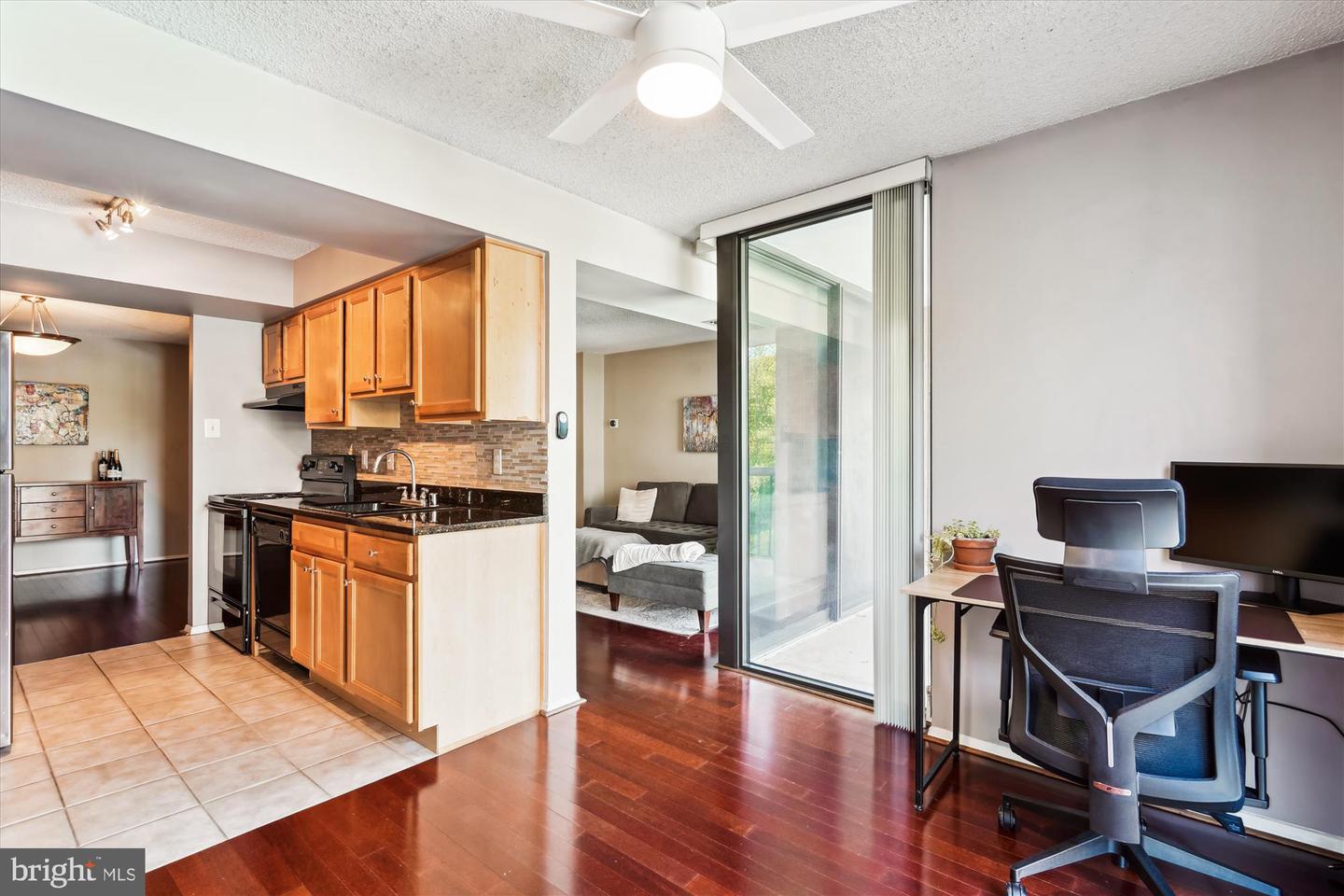 4500 S FOUR MILE RUN DR #110, ARLINGTON, Virginia 22204, 1 Bedroom Bedrooms, ,1 BathroomBathrooms,Residential,For sale,4500 S FOUR MILE RUN DR #110,VAAR2057272 MLS # VAAR2057272