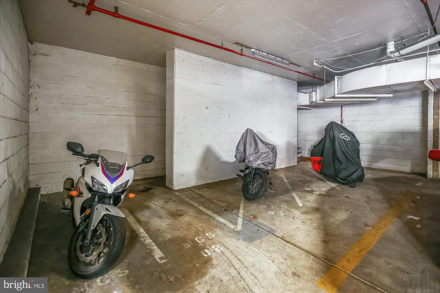 4500 S FOUR MILE RUN DR #110, ARLINGTON, Virginia 22204, 1 Bedroom Bedrooms, ,1 BathroomBathrooms,Residential,For sale,4500 S FOUR MILE RUN DR #110,VAAR2057272 MLS # VAAR2057272