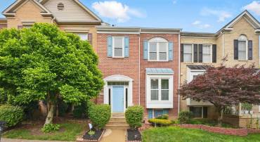 6410 BRASS BUTTON CT, CENTREVILLE, Virginia 20121, 4 Bedrooms Bedrooms, ,3 BathroomsBathrooms,Residential,For sale,6410 BRASS BUTTON CT,VAFX2240852 MLS # VAFX2240852