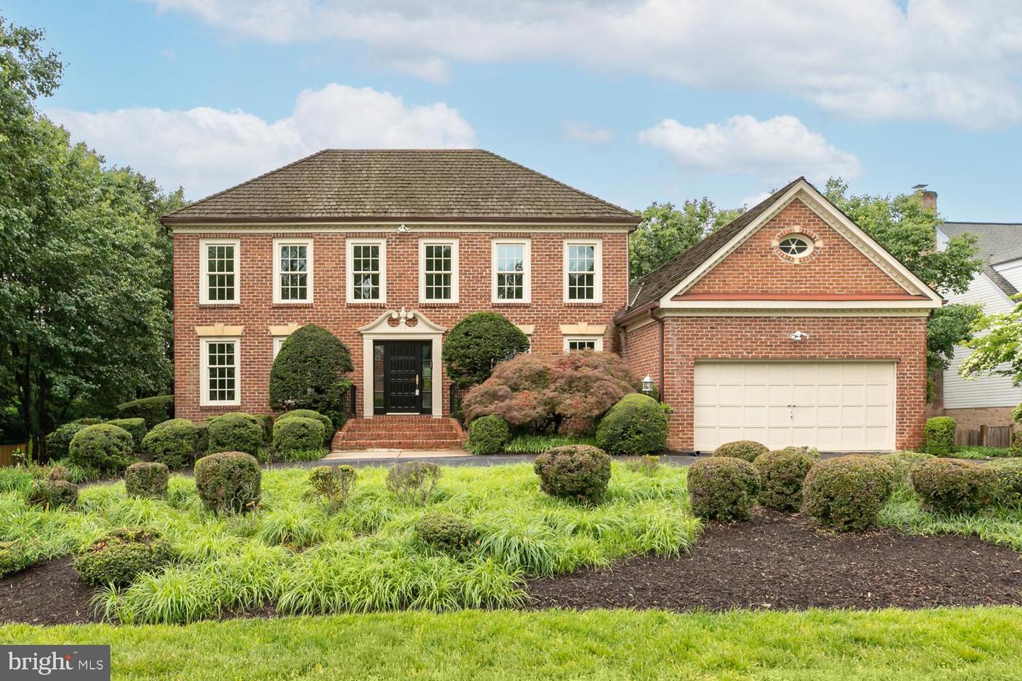 7716 MIDDAY LN, ALEXANDRIA, Virginia 22306, 4 Bedrooms Bedrooms, ,3 BathroomsBathrooms,Residential,For sale,7716 MIDDAY LN,VAFX2241904 MLS # VAFX2241904