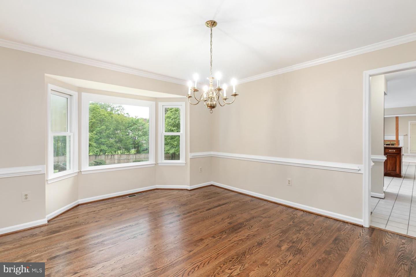 7716 MIDDAY LN, ALEXANDRIA, Virginia 22306, 4 Bedrooms Bedrooms, ,3 BathroomsBathrooms,Residential,For sale,7716 MIDDAY LN,VAFX2241904 MLS # VAFX2241904