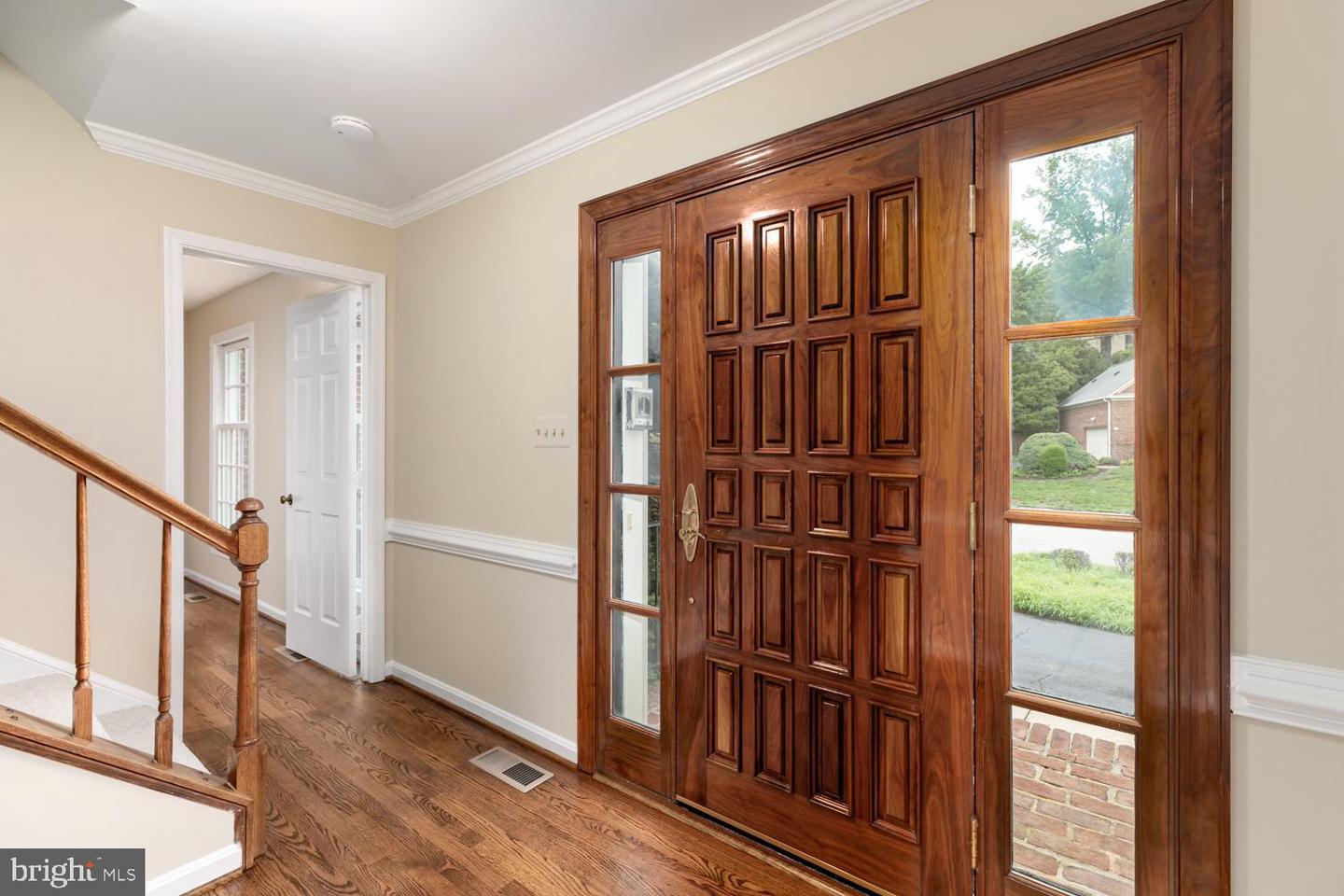 7716 MIDDAY LN, ALEXANDRIA, Virginia 22306, 4 Bedrooms Bedrooms, ,3 BathroomsBathrooms,Residential,For sale,7716 MIDDAY LN,VAFX2241904 MLS # VAFX2241904