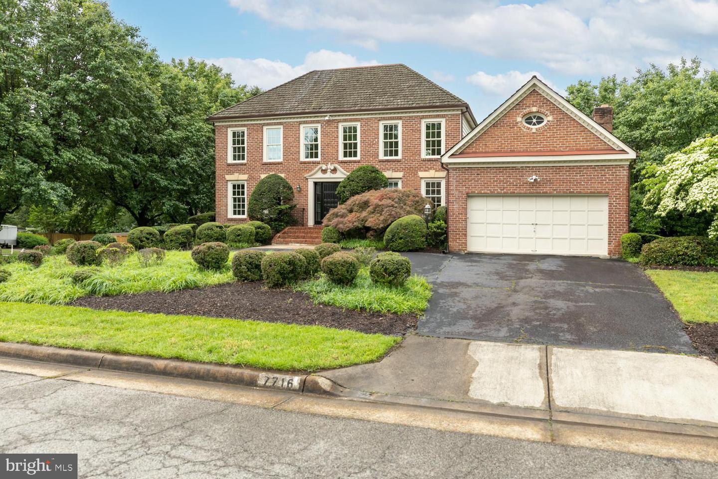 7716 MIDDAY LN, ALEXANDRIA, Virginia 22306, 4 Bedrooms Bedrooms, ,3 BathroomsBathrooms,Residential,For sale,7716 MIDDAY LN,VAFX2241904 MLS # VAFX2241904