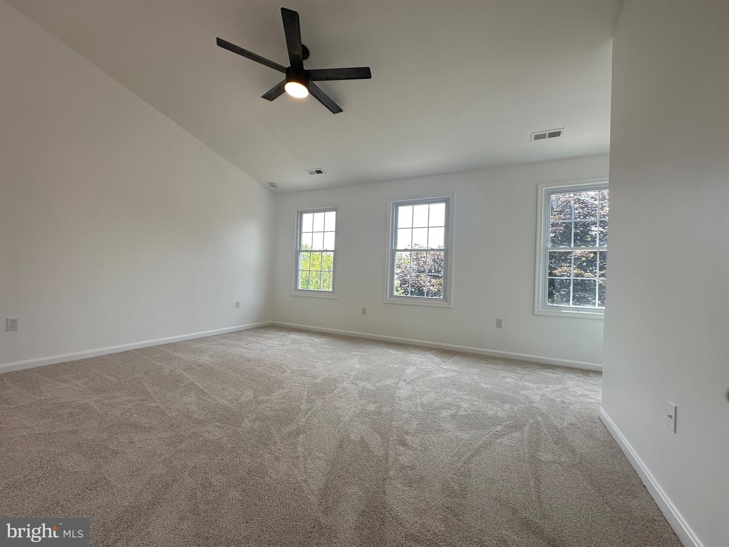 7 TENBROOKE CT, STAFFORD, Virginia 22556, 5 Bedrooms Bedrooms, ,3 BathroomsBathrooms,Residential,For sale,7 TENBROOKE CT,VAST2039518 MLS # VAST2039518