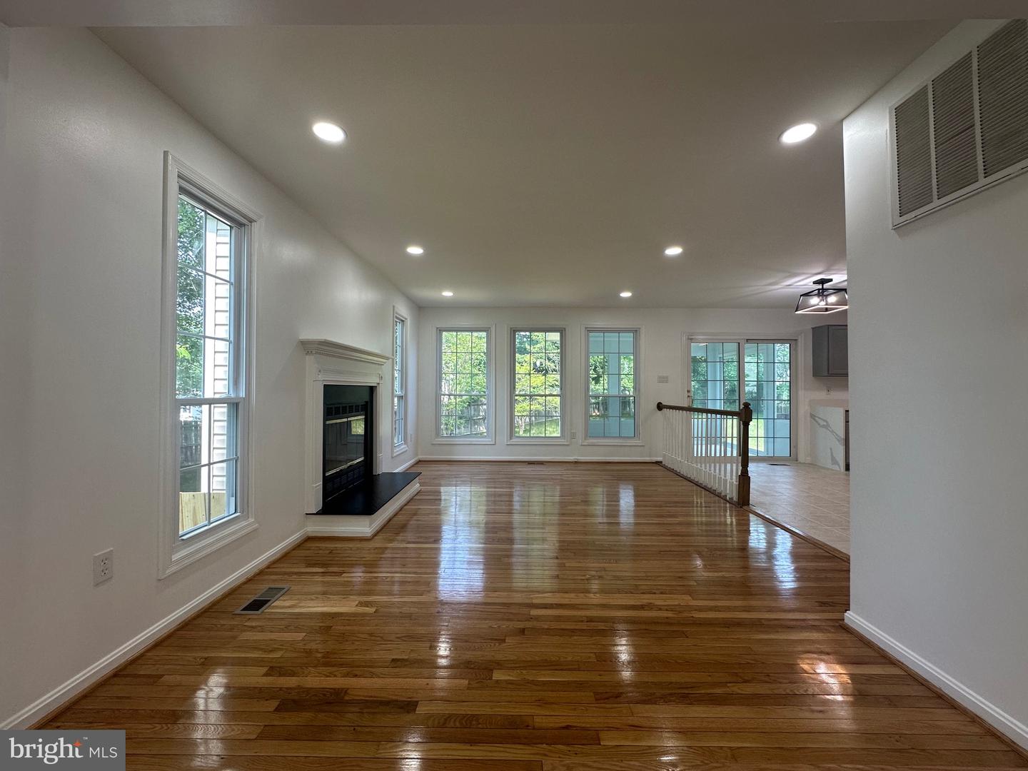 7 TENBROOKE CT, STAFFORD, Virginia 22556, 5 Bedrooms Bedrooms, ,3 BathroomsBathrooms,Residential,For sale,7 TENBROOKE CT,VAST2039518 MLS # VAST2039518