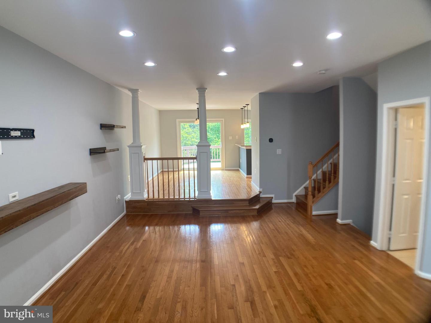 8726 WADEBROOK TER, SPRINGFIELD, Virginia 22153, 3 Bedrooms Bedrooms, ,3 BathroomsBathrooms,Residential,For sale,8726 WADEBROOK TER,VAFX2246458 MLS # VAFX2246458
