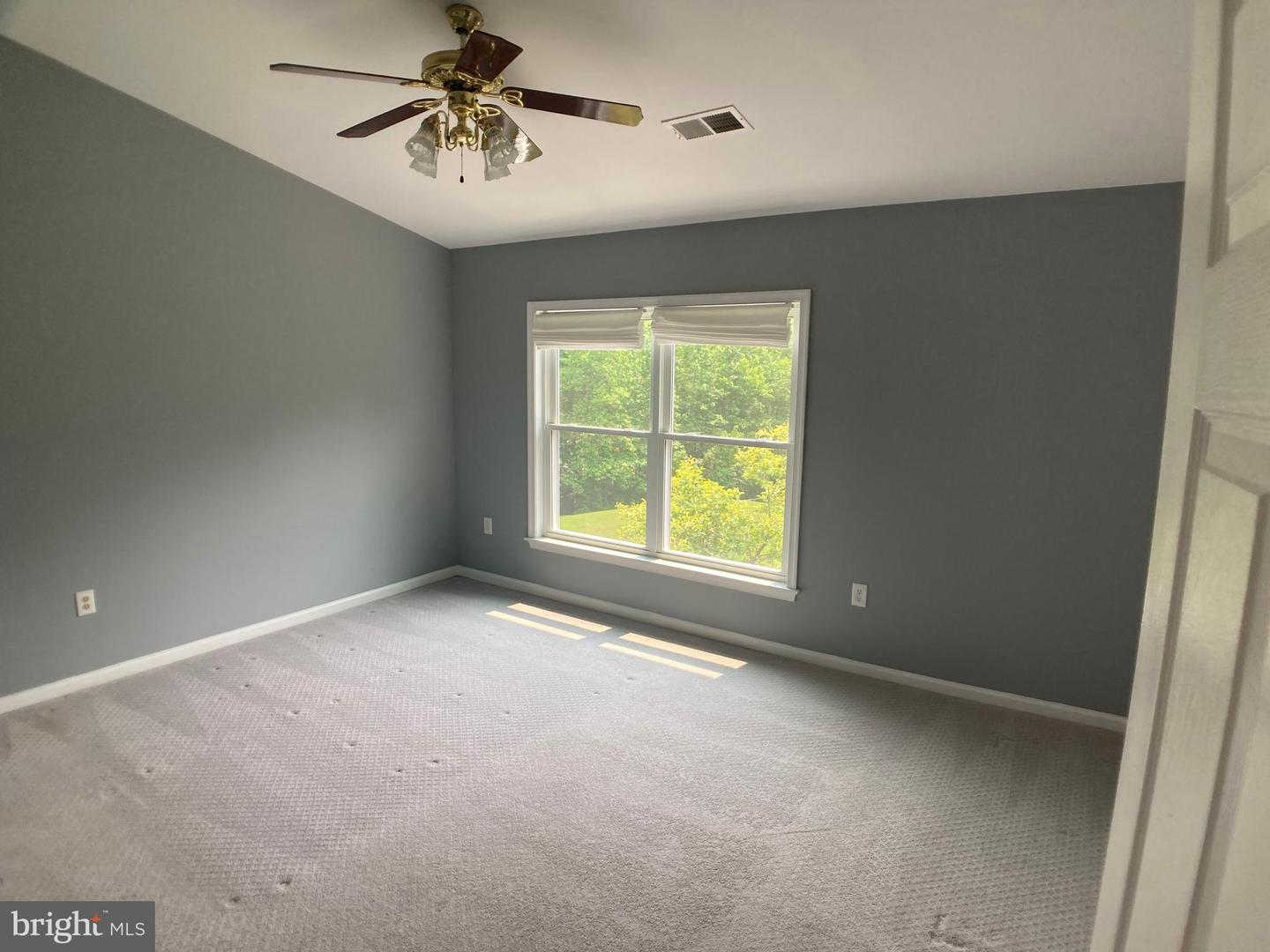 8726 WADEBROOK TER, SPRINGFIELD, Virginia 22153, 3 Bedrooms Bedrooms, ,3 BathroomsBathrooms,Residential,For sale,8726 WADEBROOK TER,VAFX2246458 MLS # VAFX2246458