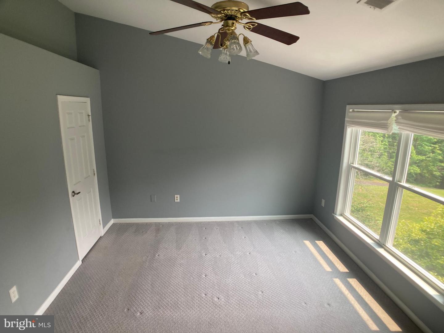 8726 WADEBROOK TER, SPRINGFIELD, Virginia 22153, 3 Bedrooms Bedrooms, ,3 BathroomsBathrooms,Residential,For sale,8726 WADEBROOK TER,VAFX2246458 MLS # VAFX2246458