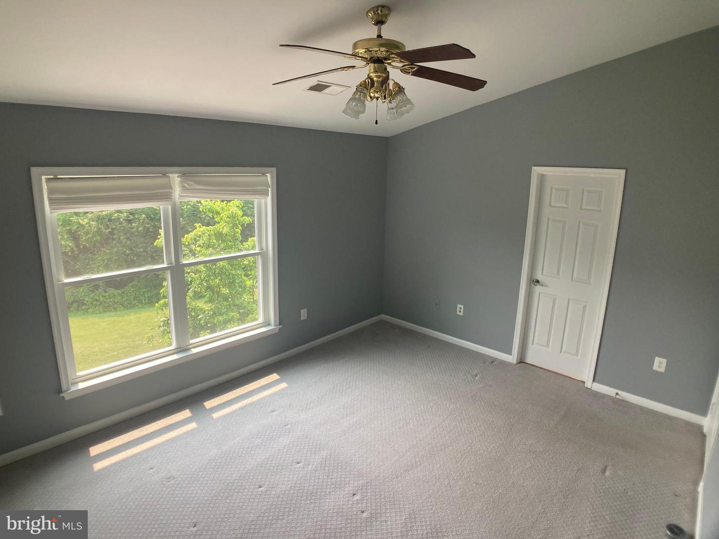 8726 WADEBROOK TER, SPRINGFIELD, Virginia 22153, 3 Bedrooms Bedrooms, ,3 BathroomsBathrooms,Residential,For sale,8726 WADEBROOK TER,VAFX2246458 MLS # VAFX2246458