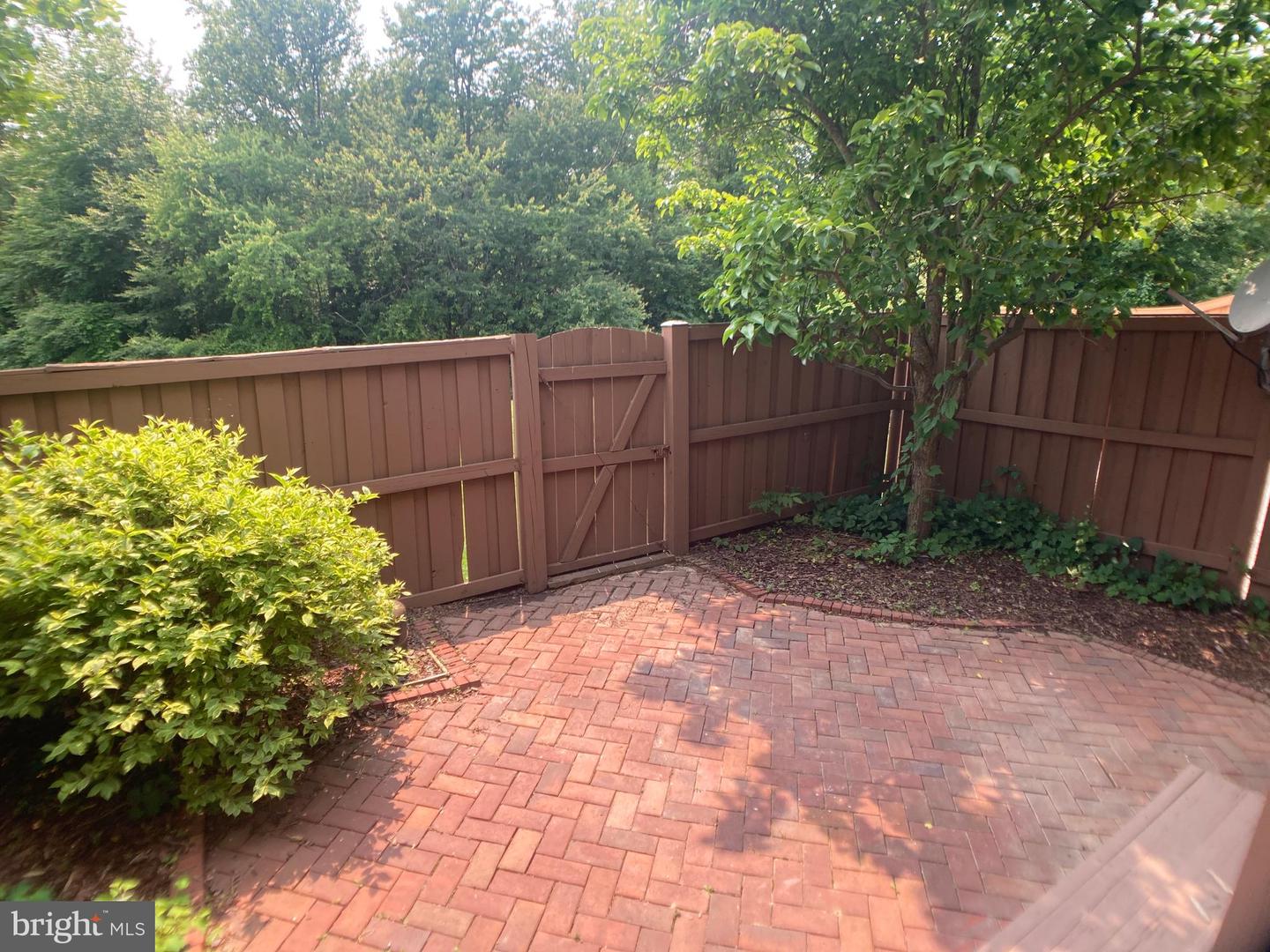 8726 WADEBROOK TER, SPRINGFIELD, Virginia 22153, 3 Bedrooms Bedrooms, ,3 BathroomsBathrooms,Residential,For sale,8726 WADEBROOK TER,VAFX2246458 MLS # VAFX2246458
