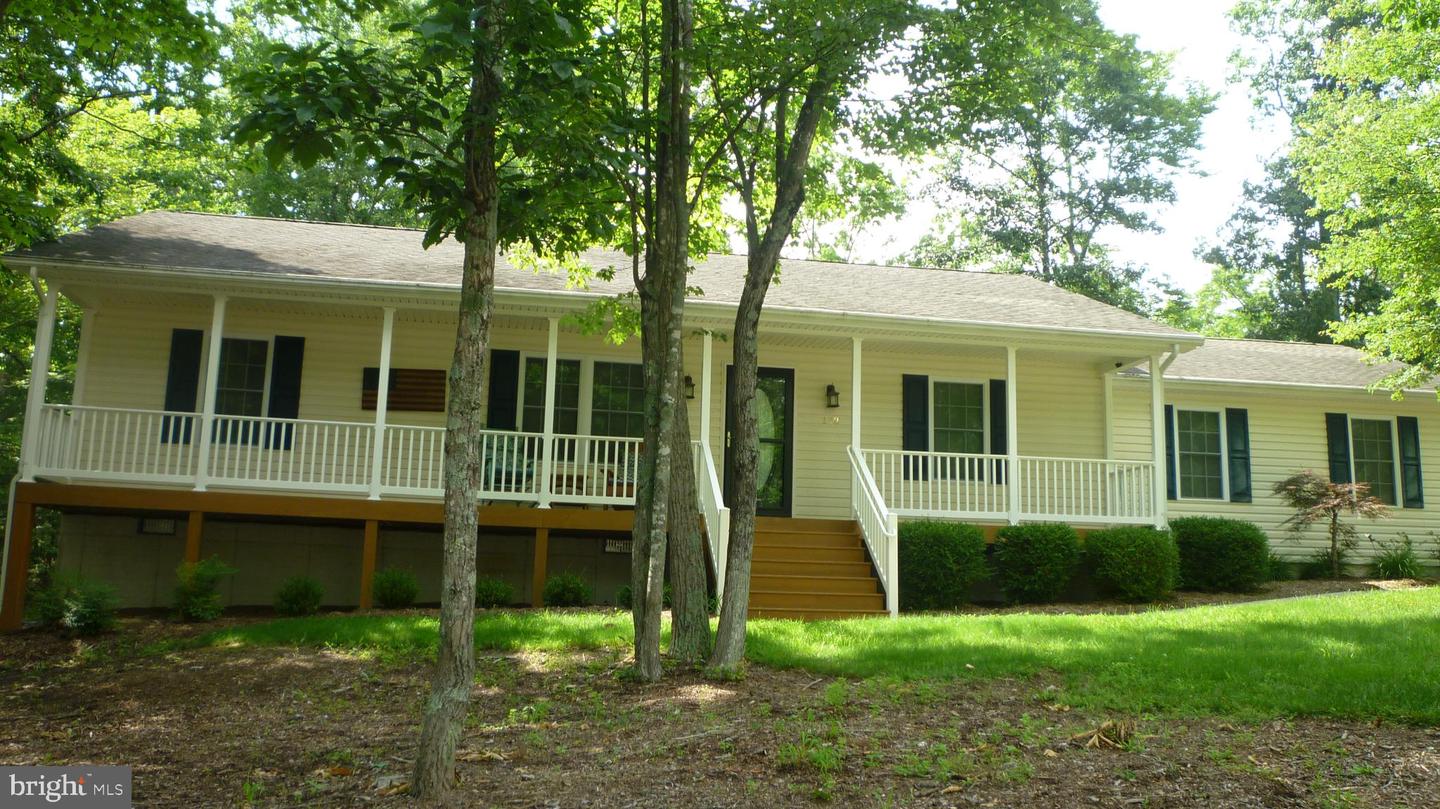 172 COTTONWOOD DR, MOUNT JACKSON, Virginia 22842, 3 Bedrooms Bedrooms, ,2 BathroomsBathrooms,Residential,For sale,172 COTTONWOOD DR,VASH2011684 MLS # VASH2011684