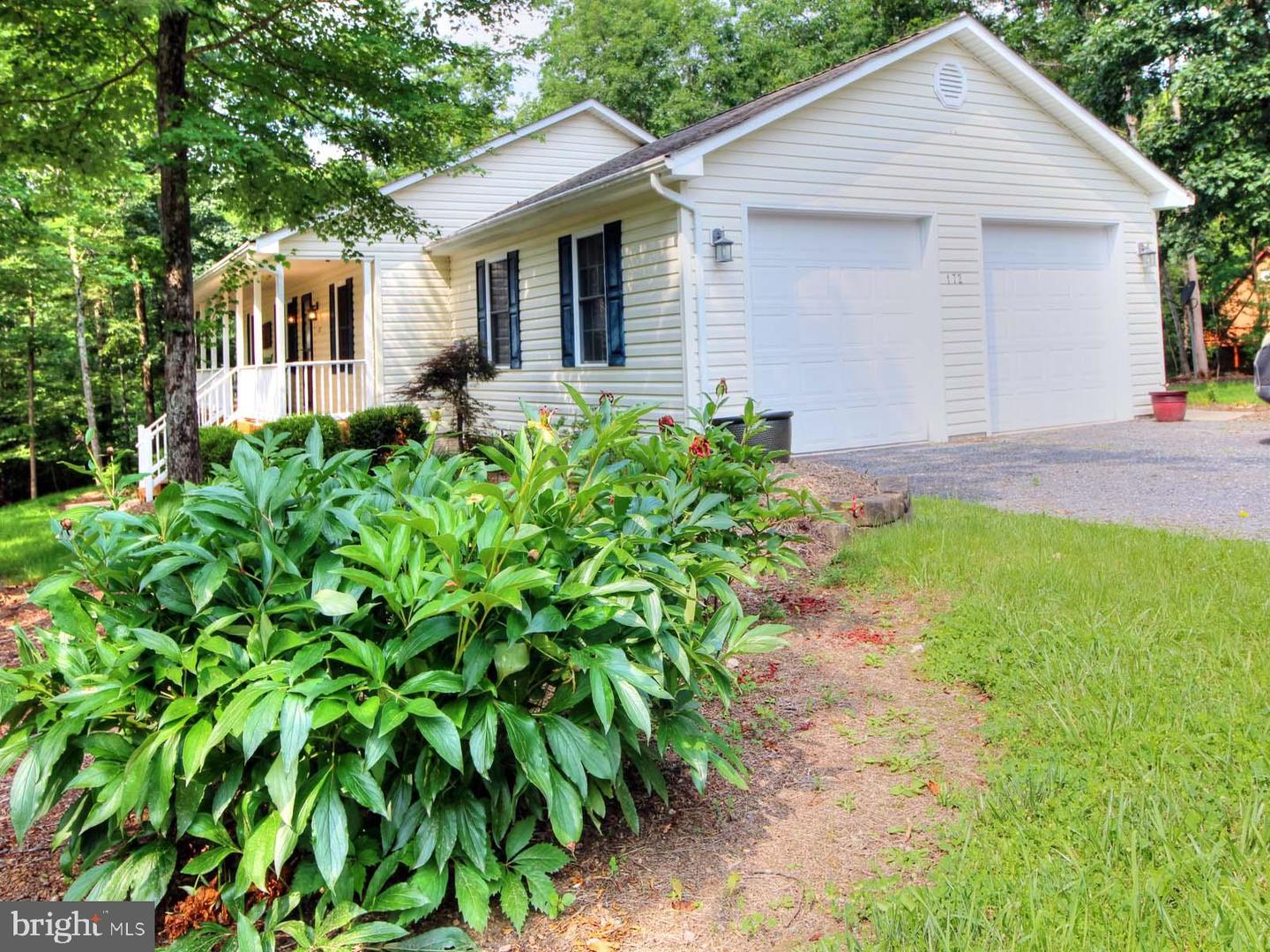 172 COTTONWOOD DR, MOUNT JACKSON, Virginia 22842, 3 Bedrooms Bedrooms, ,2 BathroomsBathrooms,Residential,For sale,172 COTTONWOOD DR,VASH2011684 MLS # VASH2011684